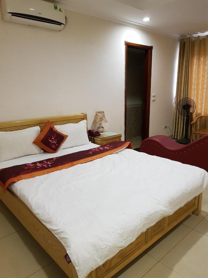 Hoang Gia Hotel - 22 Ho Van Chuong - By Bay Luxury - Hanoi — Photos 2